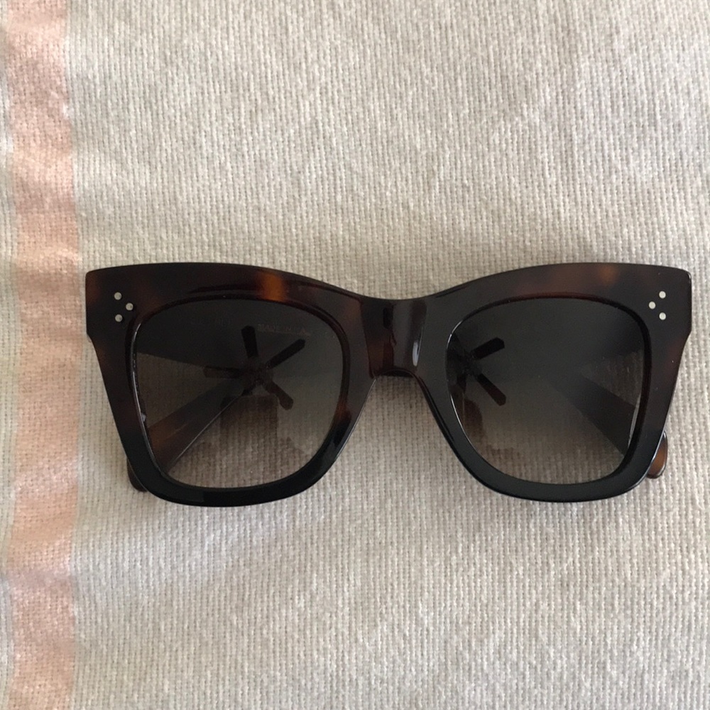 CÉLINE Sunglasses